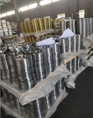 El reborde forjado del acero de carbono de la cara plana Pn16 y el aceite antioxidante de las instalaciones de tuberías