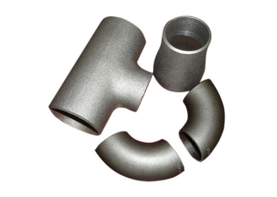 DIN2605 al negro de la camiseta de la tubería de acero de DIN2617 SCH40 STD SCH80 galvanizó la colocación inconsútil