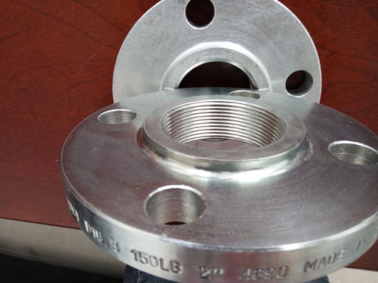 400 libras ANSI B16.5 B16.47 NPT de 600 libras roscaron el CS A105 del reborde