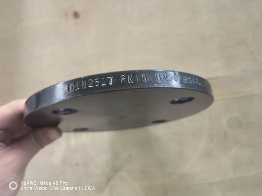 EN1092-1 el reborde ciego TYPE05 DIN2527 PN16 DN200 forjó el carbono P250GH de acero P245GH