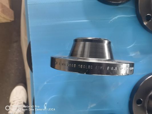 El ANSI B16.5 B16.47 del reborde CIEGO del interruptor de WN LJ roscó TAN ASME A105 150LBS A182 F304