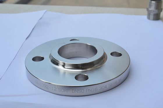2 Brida de soldadura por encastre de acero al carbono de 300LBS Asme Ansi B16.5 Asme Ansi B16.47